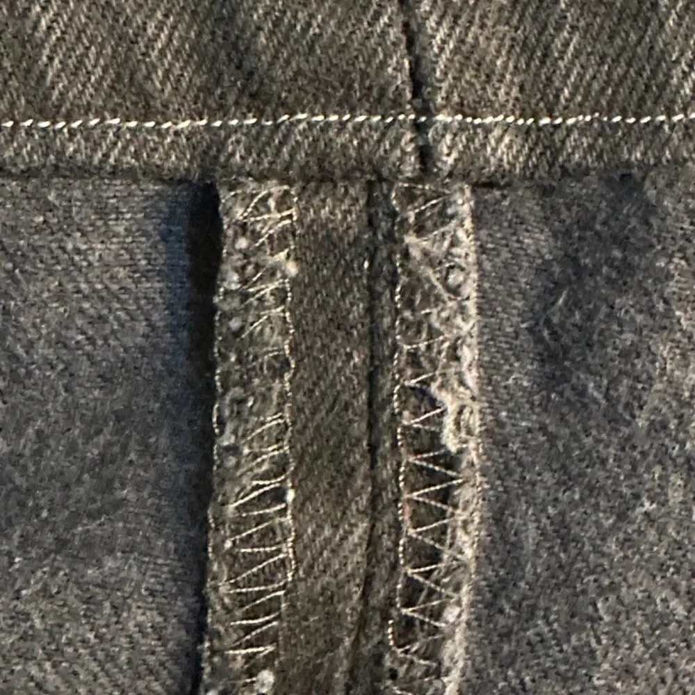 Levis black 501 Shorts for men Waist :38, Inseam 17 inches